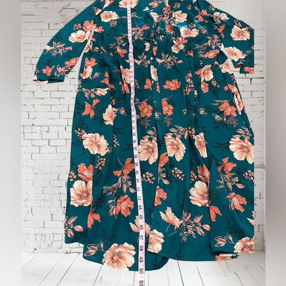 Torrid long kimono duster. Teal green / pink floral. Size 2 - Picture 5 of 9